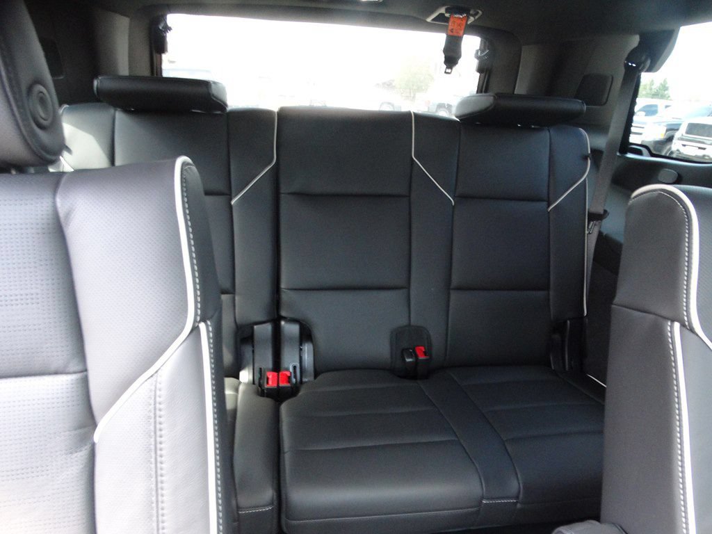 Used 2021 Cadillac Escalade Premium Luxury AWD/4WD image 14