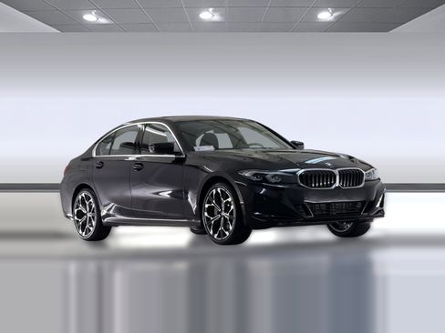 New 2026 BMW 330i Sedan w/ Convenience Package image 6