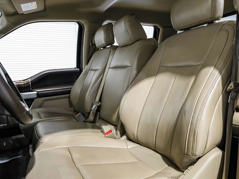 Used 2018 Ford F150 Lariat image 37