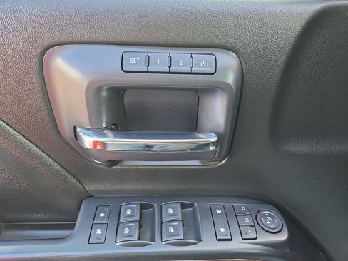 Used 2018 GMC Sierra 2500 SLT w/ Duramax Plus Package AWD/4WD image 20