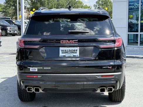 Used 2024 GMC Acadia AT4 w/ Luxury Package AWD/4WD image 3