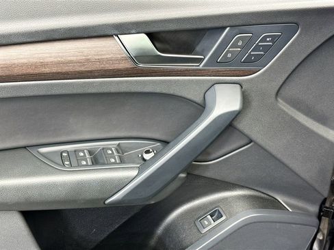 Certified 2023 Audi Q5 2.0T Premium w/ Convenience Package image 21