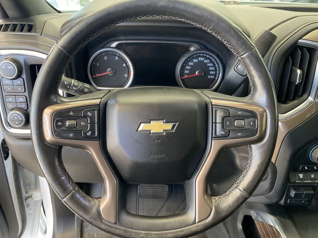 Used 2023 Chevrolet Silverado 2500 High Country w/ Z71 Off-Road Package AWD/4WD image 17