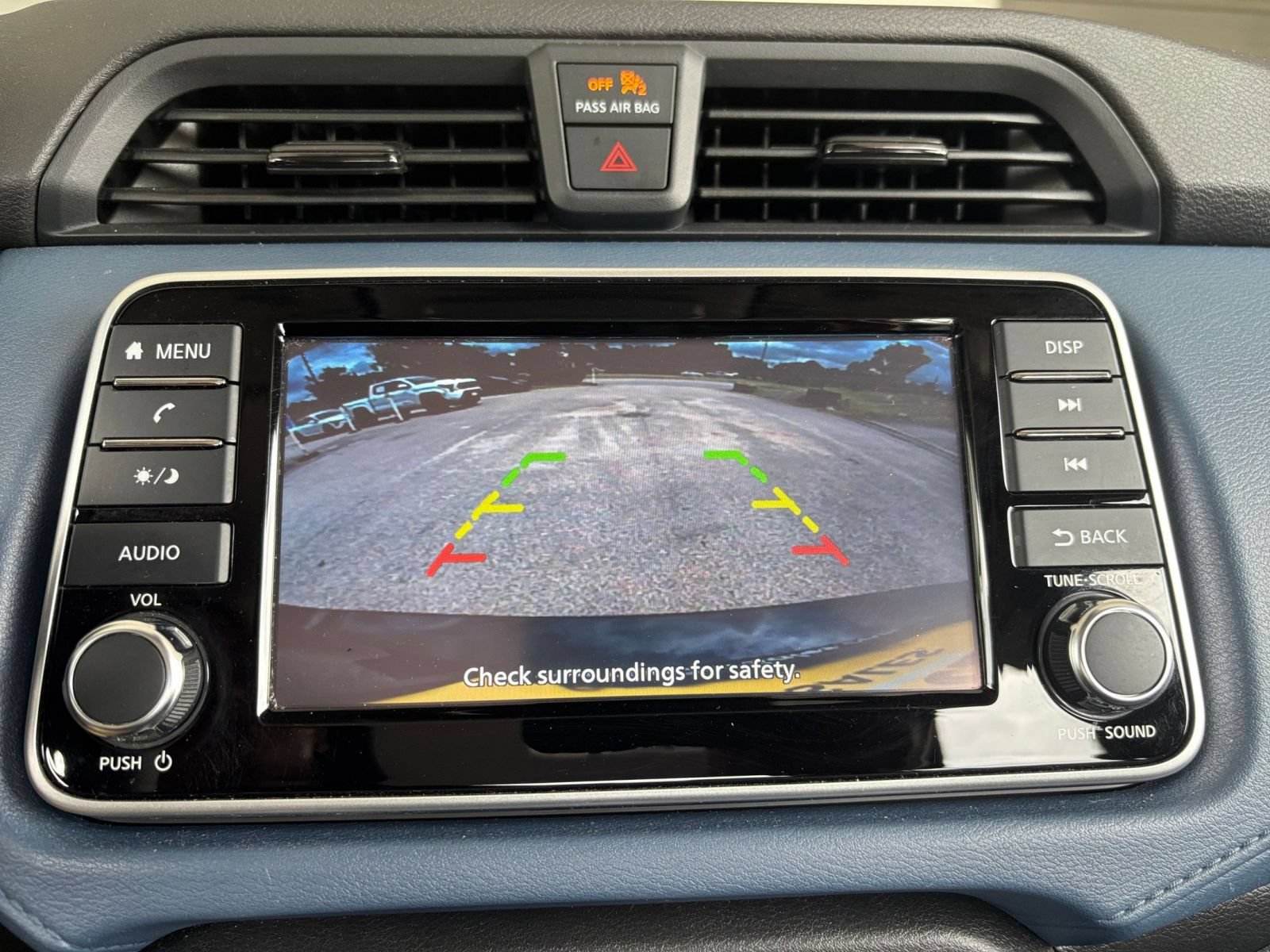 Used 2025 Nissan Versa SV FWD image 20