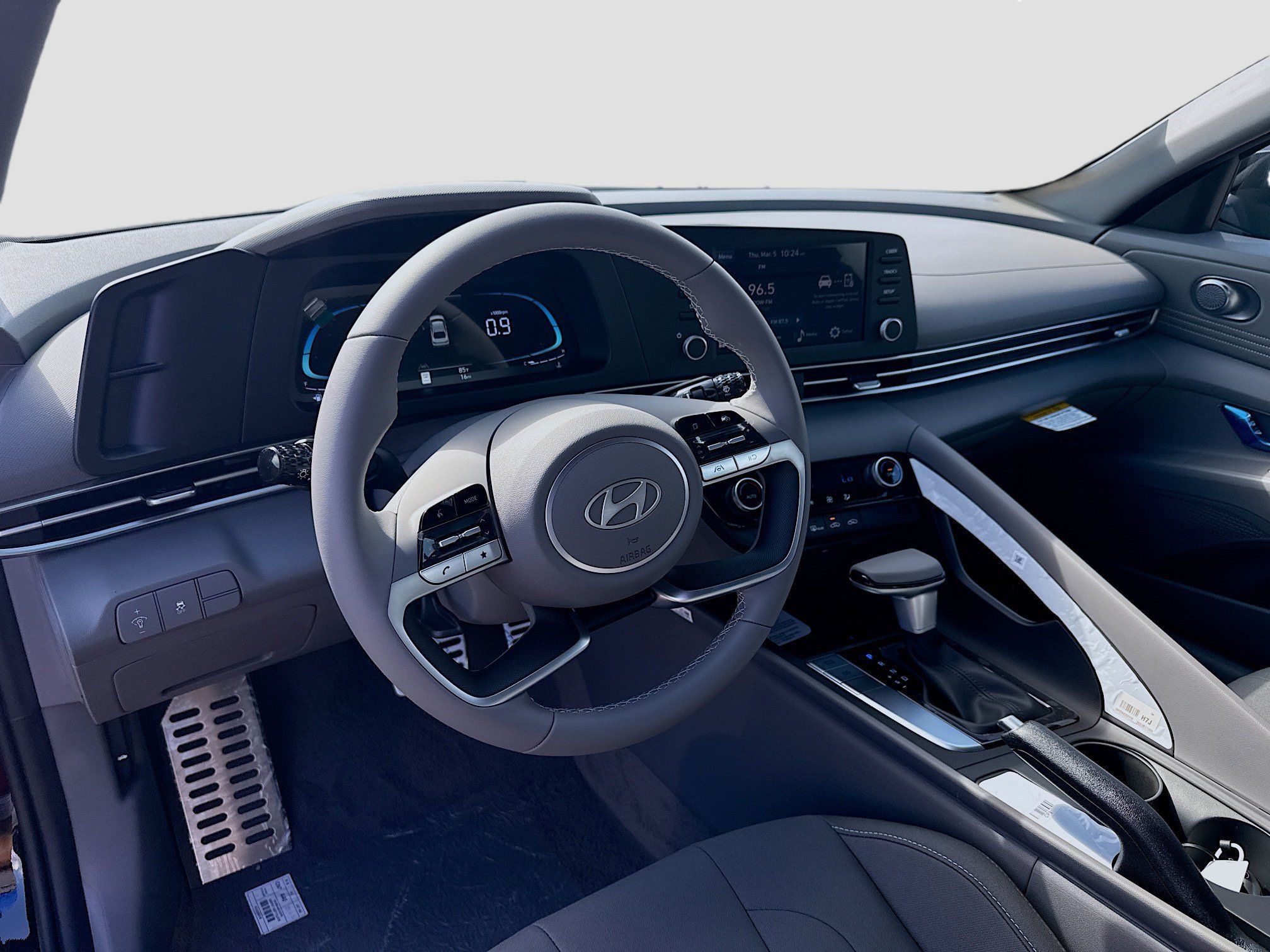 New 2026 Hyundai Elantra Sport FWD image 7