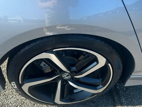 Used 2021 Honda Accord Sport image 13