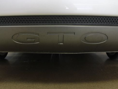 Used 2006 Pontiac GTO image 28