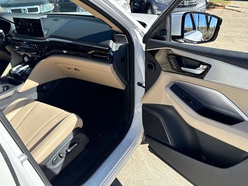 Certified 2025 Acura MDX w/ Technology Package image 25