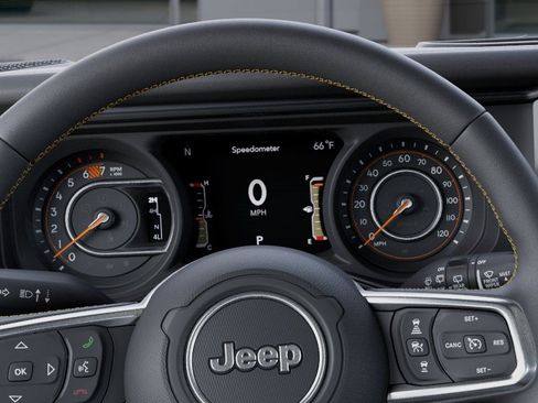 New 2026 Jeep Wrangler Unlimited Sahara AWD/4WD image 18