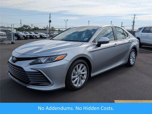 Used 2024 Toyota Camry LE FWD image 1