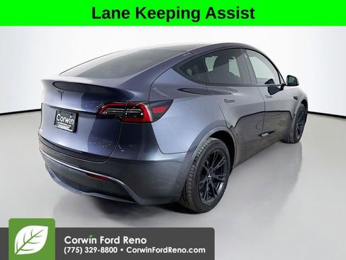 Used 2021 Tesla Model Y Long Range image 7