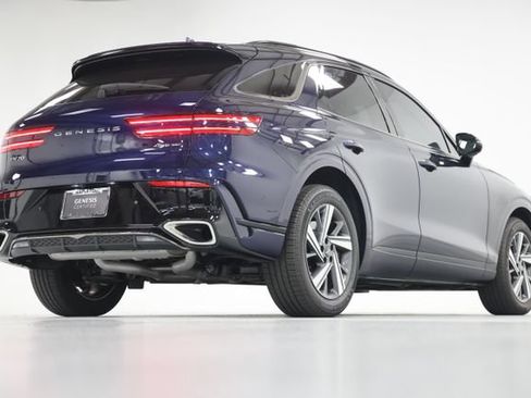 Used 2026 Genesis GV70 3.5T Sport Advanced AWD/4WD image 17