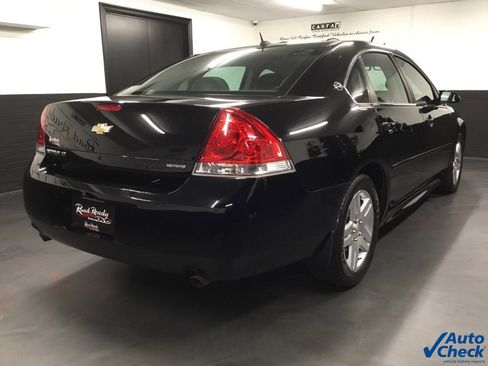 Used 2014 Chevrolet Impala LT w/ LT Sunroof Package image 10