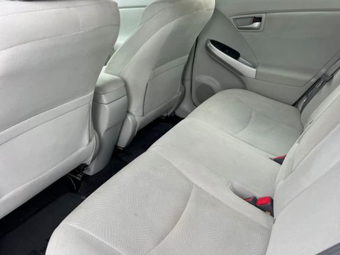 Used 2013 Toyota Prius Two image 4