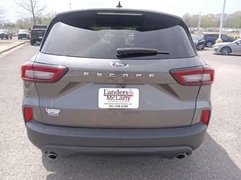 Used 2025 Ford Escape ST-Line FWD image 4