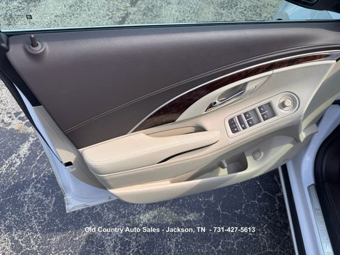 Used 2015 Buick LaCrosse Premium w/ Driver Confidence Package #1 FWD image 20