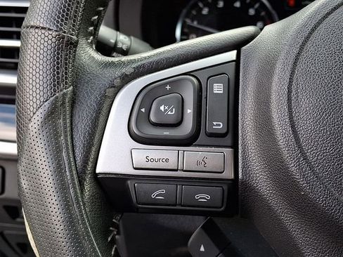 Used 2017 Subaru Forester 2.5i Touring AWD/4WD image 22