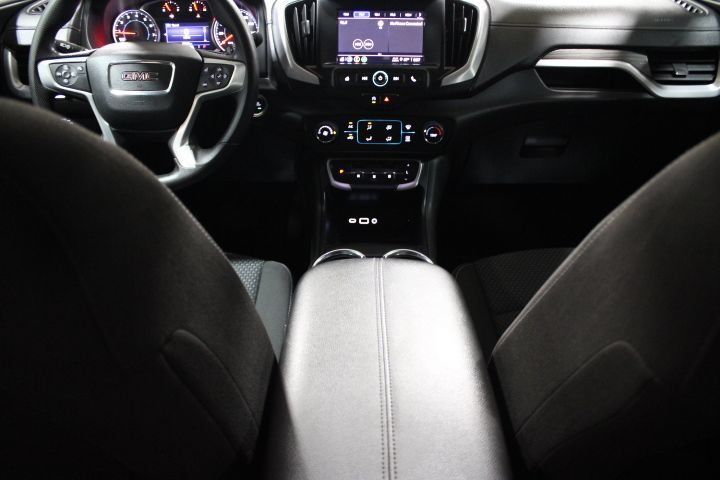 Used 2023 GMC Terrain SLE w/ Elevation Edition AWD/4WD image 28