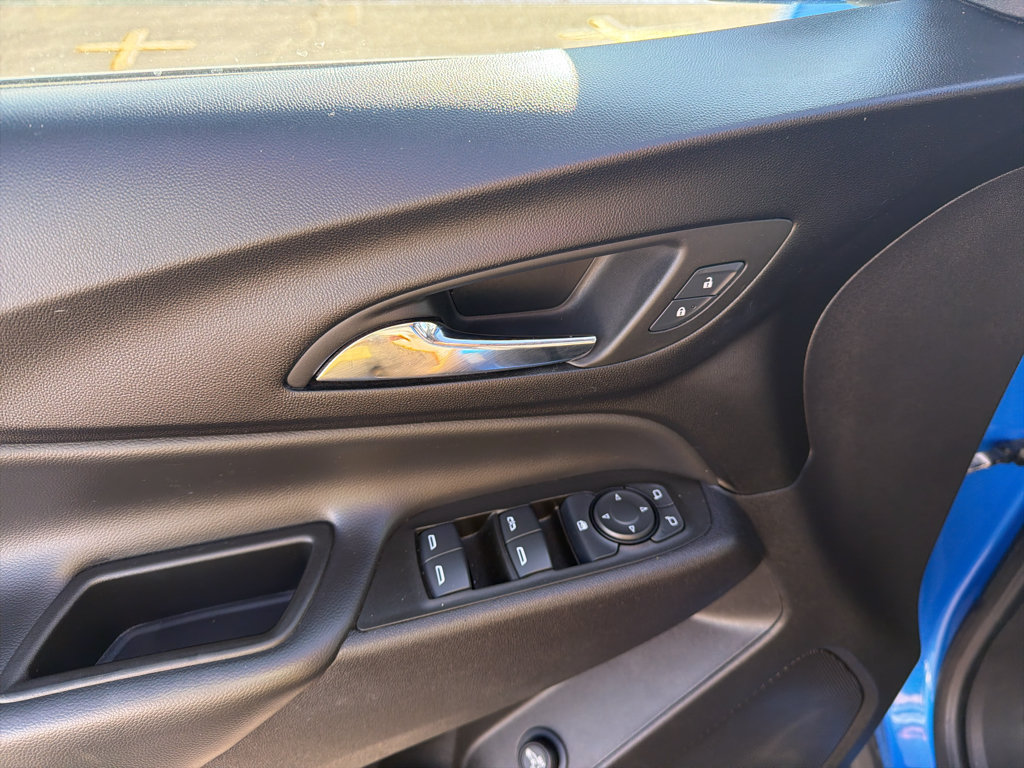 Used 2024 Chevrolet Equinox LT AWD/4WD image 11