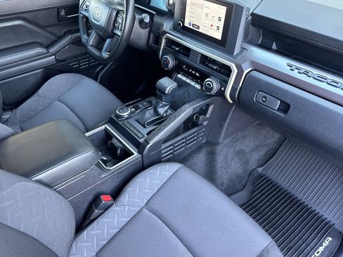 Certified 2025 Toyota Tacoma SR5 image 14