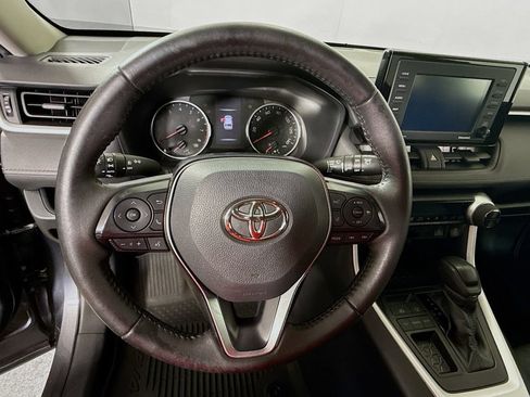 Used 2021 Toyota RAV4 XLE w/ XLE Grade Weather Package FWD image 12