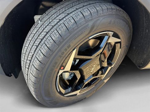 New 2026 Kia Sportage EX w/ EX Panoramic Sunroof Package image 19