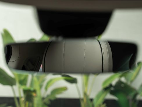 Certified 2024 Bentley Flying Spur W12 image 32