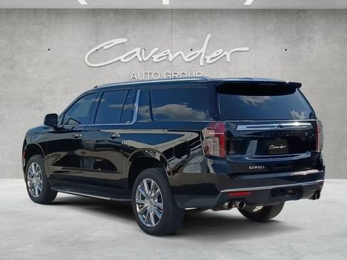 Used 2021 Chevrolet Suburban High Country AWD/4WD image 14