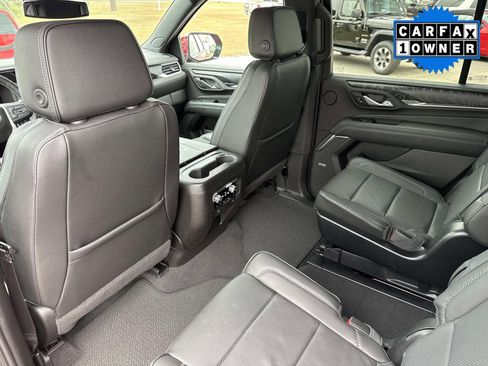Used 2023 GMC Yukon Denali image 17