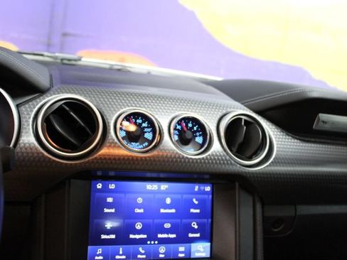 Used 2021 Ford Mustang GT Premium w/ GT Performance Package RWD image 19