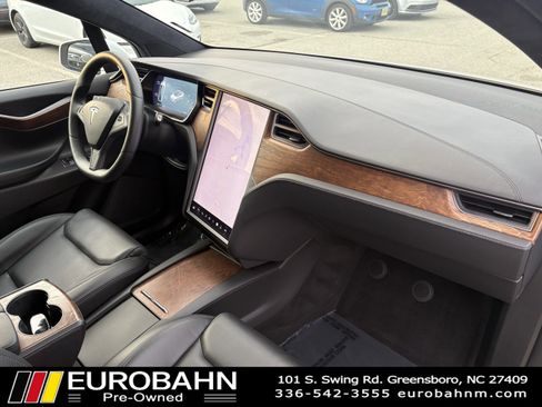 Used 2021 Tesla Model X Long Range image 17
