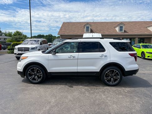 Used 2014 Ford Explorer Sport w/ Equipment Group 401A AWD/4WD image 9