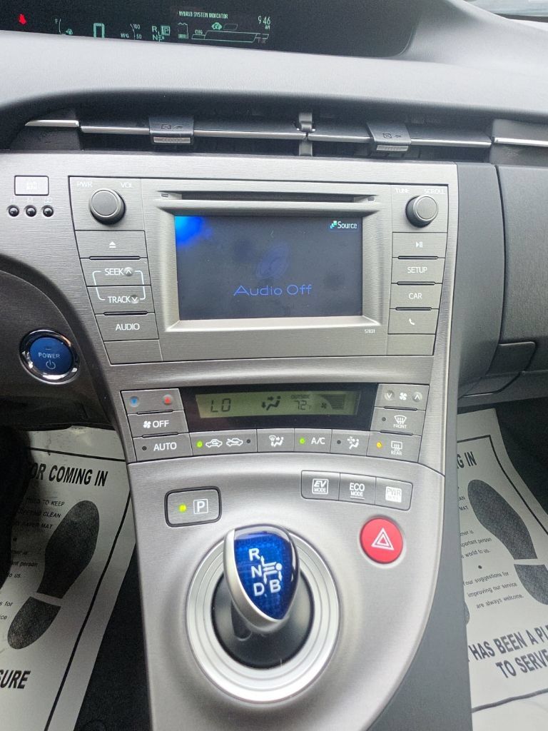 Used 2012 Toyota Prius Two FWD image 20