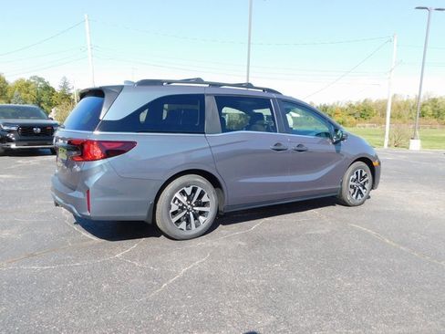 New 2026 Honda Odyssey EX-L image 3