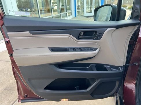 Certified 2018 Honda Odyssey EX-L image 20