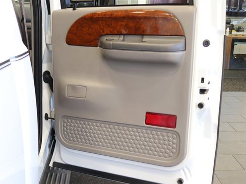 Used 2001 Ford F350 Lariat image 67