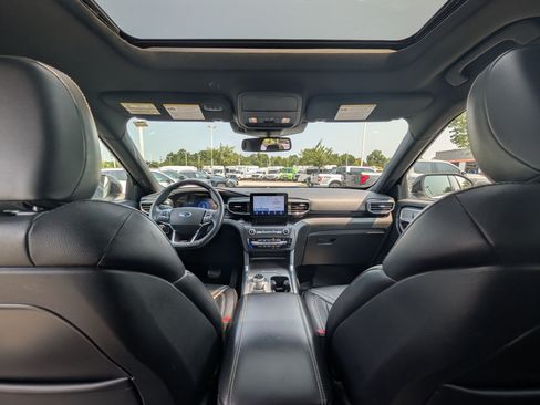 Certified 2020 Ford Explorer ST AWD/4WD image 18