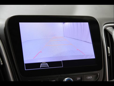 Used 2023 Chevrolet Malibu LT FWD image 13