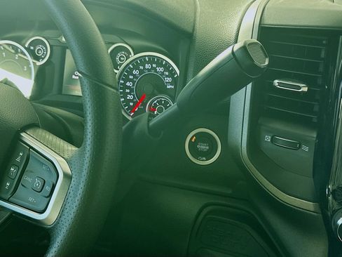 New 2026 RAM 2500 Tradesman AWD/4WD image 12