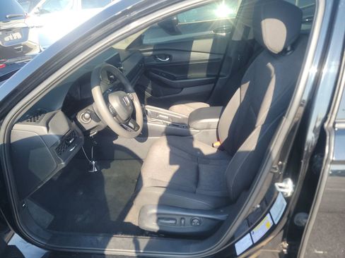 Used 2023 Honda Accord EX image 7
