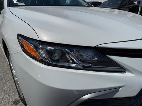 Used 2023 Toyota Camry LE w/ Convenience Package FWD image 15