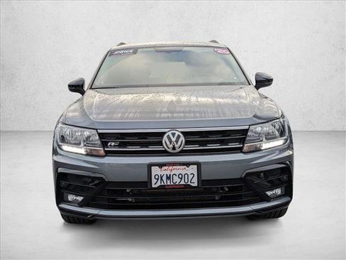 Used 2020 Volkswagen Tiguan SE R-Line AWD/4WD image 2