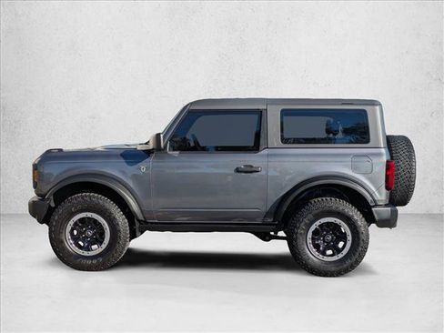 Used 2023 Ford Bronco 2-Door w/ Sasquatch Package image 9