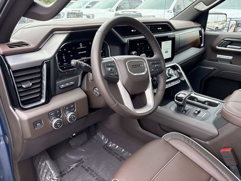 Used 2025 GMC Sierra 1500 Denali w/ Denali Reserve Package image 19