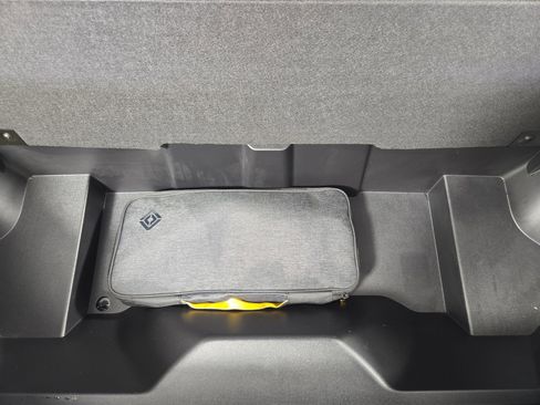 Used 2023 Rivian R1T Adventure image 14