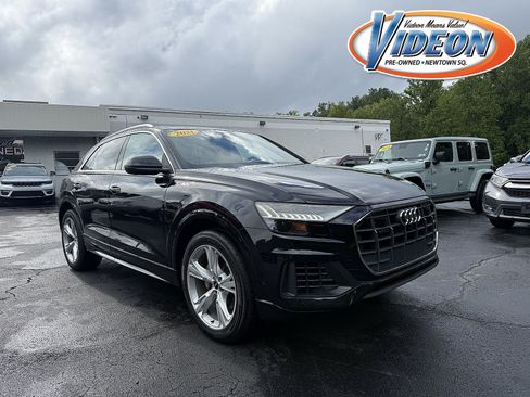 Used 2021 Audi Q8 Premium Plus w/ Premium Plus Package AWD/4WD image 1