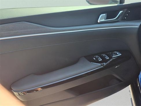 New 2025 Kia K5 EX image 16