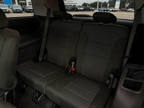 Used 2020 GMC Acadia SLE FWD image 28