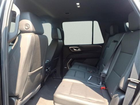 Used 2021 Chevrolet Tahoe Z71 AWD/4WD image 14