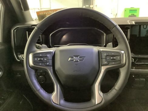 Used 2025 Chevrolet Silverado 1500 RST w/ Convenience Package II AWD/4WD image 11